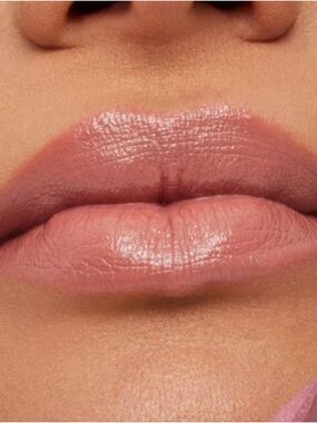 MAC Lipstick Modesty